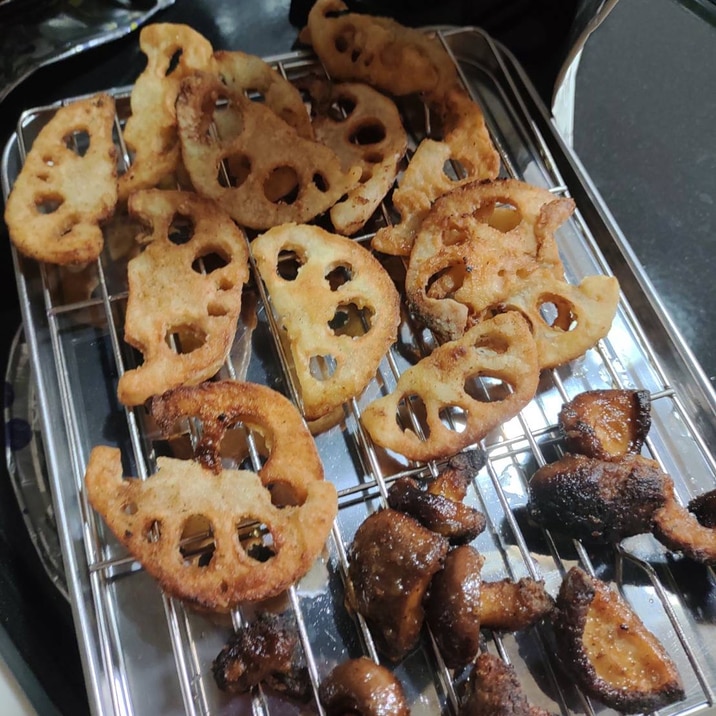 冷凍レンコンと椎茸のサクサク唐揚げ